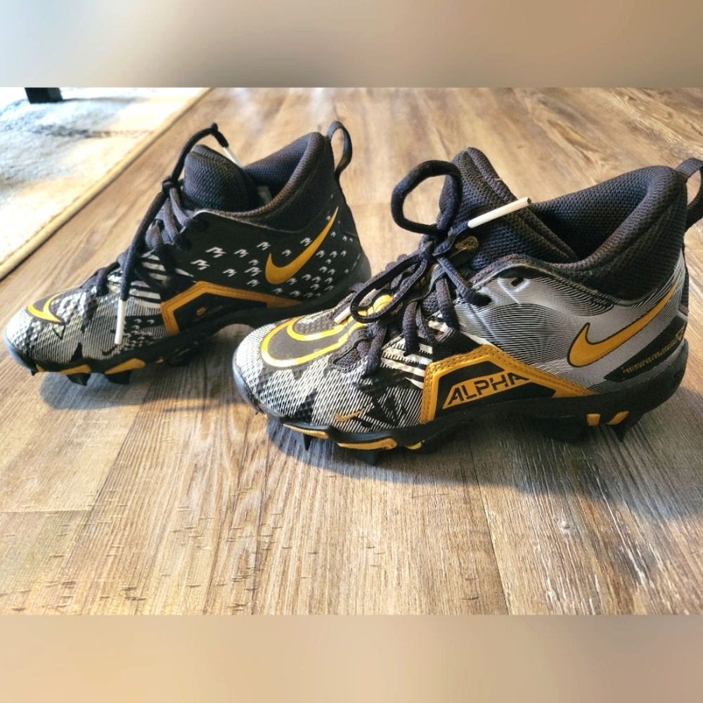 Kids Nike Alpha Cleats - Black and Gold